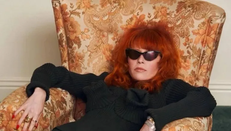 Зірка Покерфейс і Russian Doll Наташа Ліонн дивує в новій фотосесії журналу Puss Puss