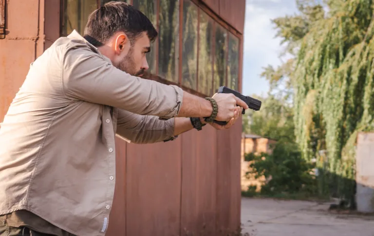 Подвійні ставки: де подивитися, сюжет, головний герой та все, що відомо про український кримінальний серіал 1 Подвійні ставки: де подивитися, сюжет, головний герой та все, що відомо про український кримінальний серіал