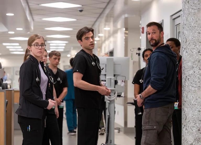 🚑 «Лікарня Пітт» отримала зелене світло на 3 сезон заздалегідь — що це означає і коли чекати прем'єру 5 🚑 «Лікарня Пітт» отримала зелене світло на 3 сезон заздалегідь — що це означає і коли чекати прем'єру