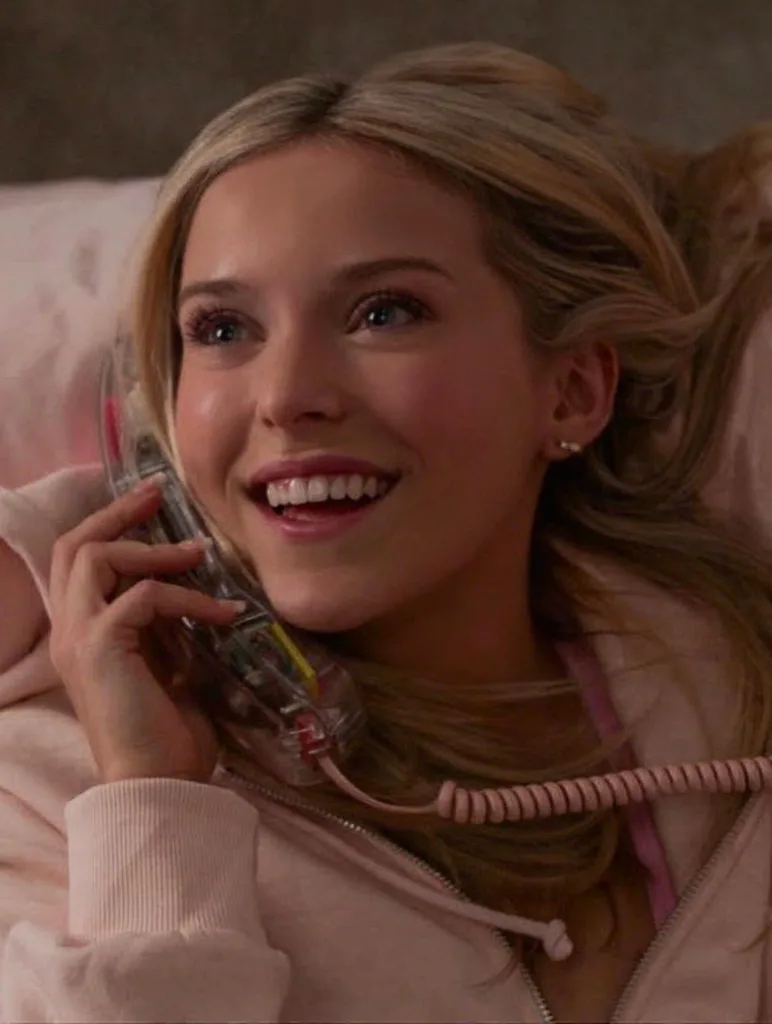 🎀 Приквел «Блондинки в законі»: що відомо про серіал Elle і чому навколо нього вже стільки галасу