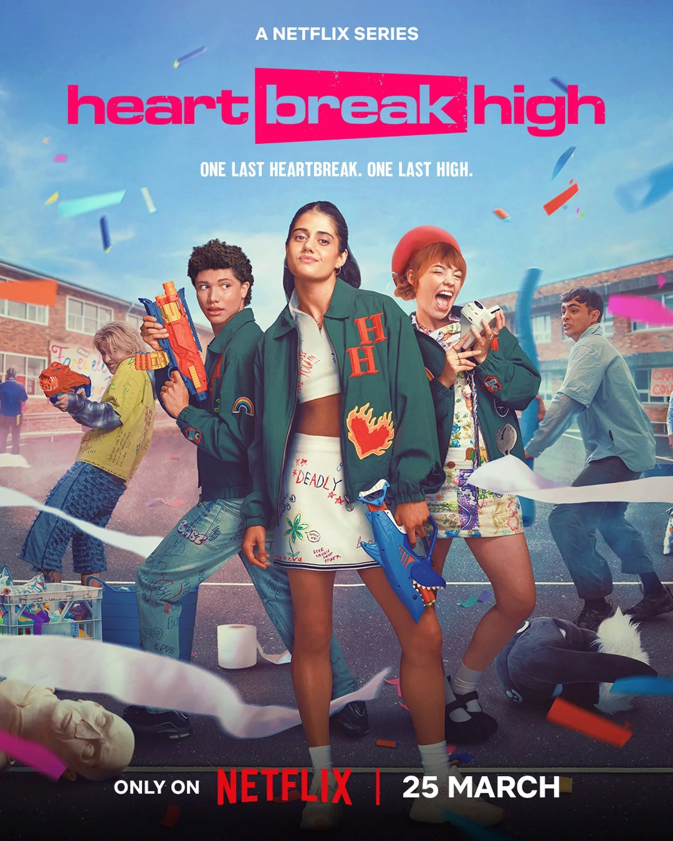 Школа розбитих сердець 3 сезон — повернення Hartley High на Netflix