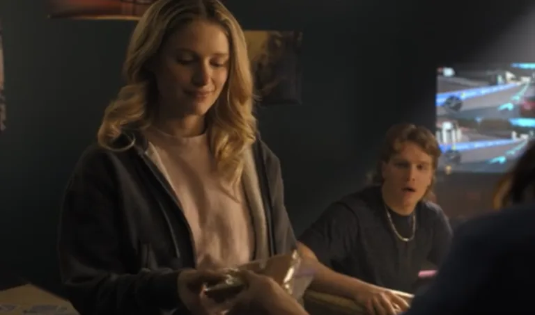 Finding Her Edge (Як на льоду, 2026) 2 сезон дата виходу, цікаві факти 7 Finding Her Edge (Як на льоду, 2026) 2 сезон дата виходу, цікаві факти