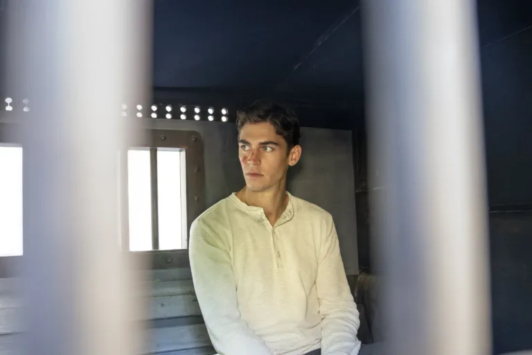 Топ-15 серіалів навесні 2026