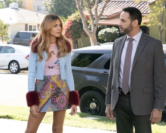 Прибиральниця-геній продовжує розслідування у 3 сезоні