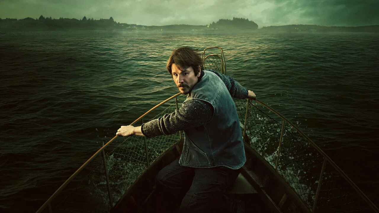 «З глибини» (Below): 10 цікавих фактів про новий серіал Netflix, де Джош Гартнетт бореться з морським чудовиськом 1 «З глибини» (Below): 10 цікавих фактів про новий серіал Netflix, де Джош Гартнетт бореться з морським чудовиськом